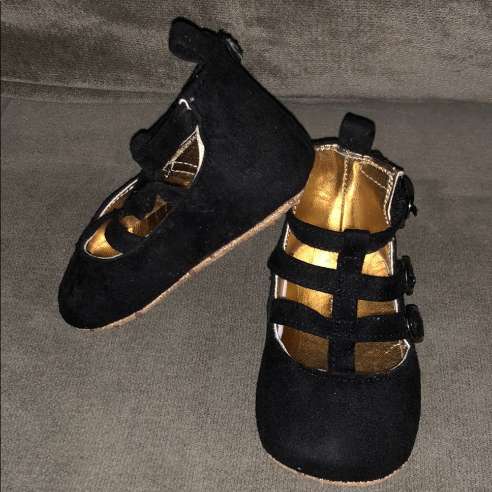 Infant shoes